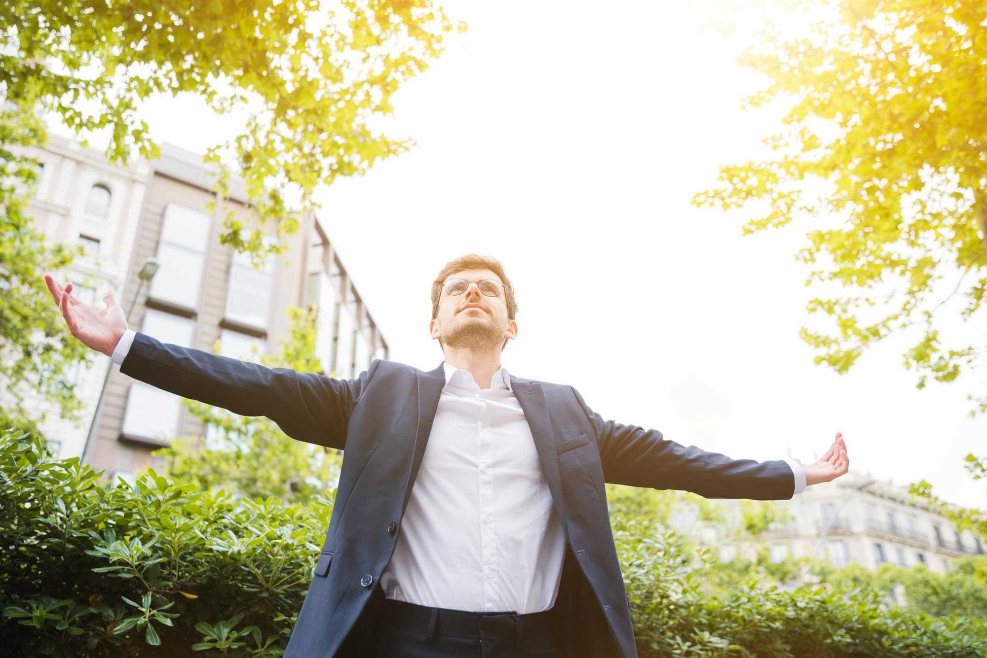 Achieving Success Through Self-Confidence: Start Building A Powerful Mindset Now